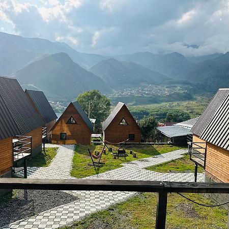 Guesthouse Elli & Cottages Stepantsminda Exterior foto