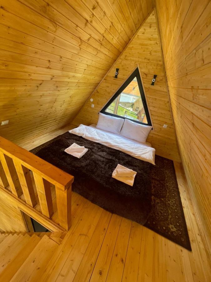 Guesthouse Elli & Cottages Stepantsminda Exterior foto