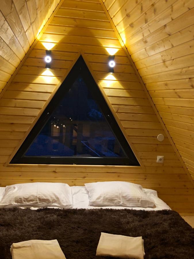 Guesthouse Elli & Cottages Stepantsminda Exterior foto