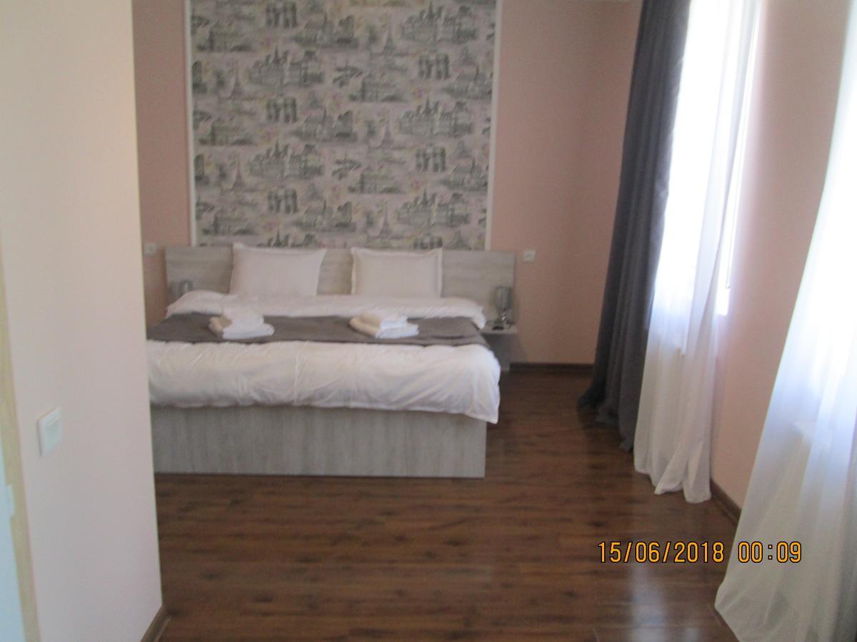 Guesthouse Elli & Cottages Stepantsminda Exterior foto