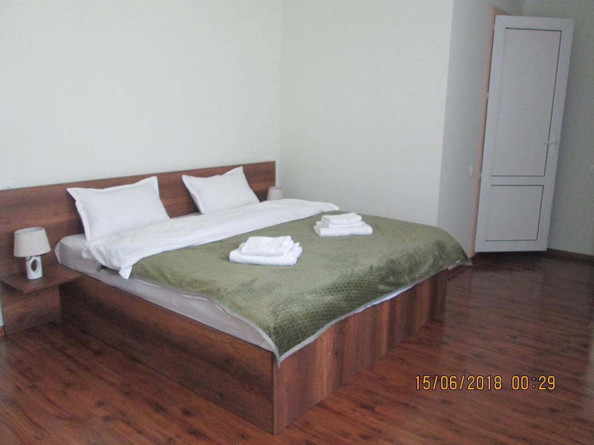 Guesthouse Elli & Cottages Stepantsminda Exterior foto
